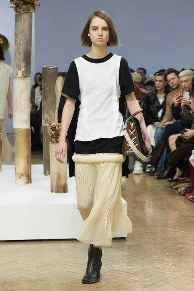 Look 1